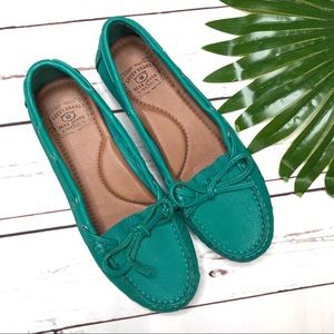 • Lucky Brand • NWOB sz 7 teal Darice loafers